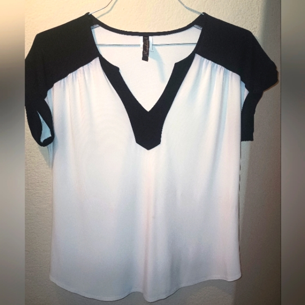 Rendezvous Casual tee